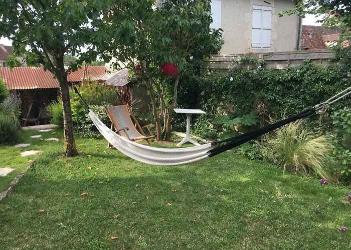 Chez Fred Avec Vue Sur Le Chateau Kwatera prywatna Angles-sur-lʼAnglin